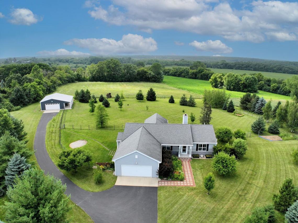 W726 Miller Rd, East Troy, WI 53105