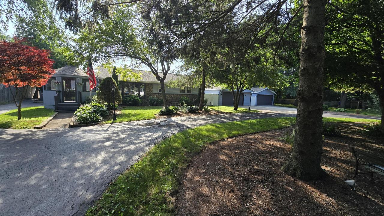 11125 8th Ave, Pleasant Prairie, WI 53158