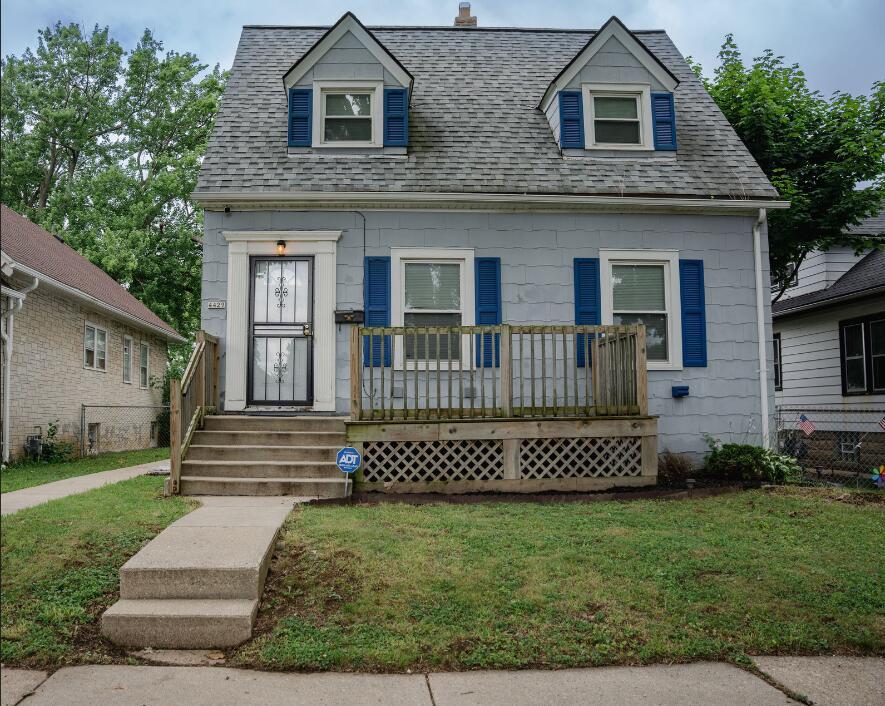 4429 N 56th St, Milwaukee, WI 53218