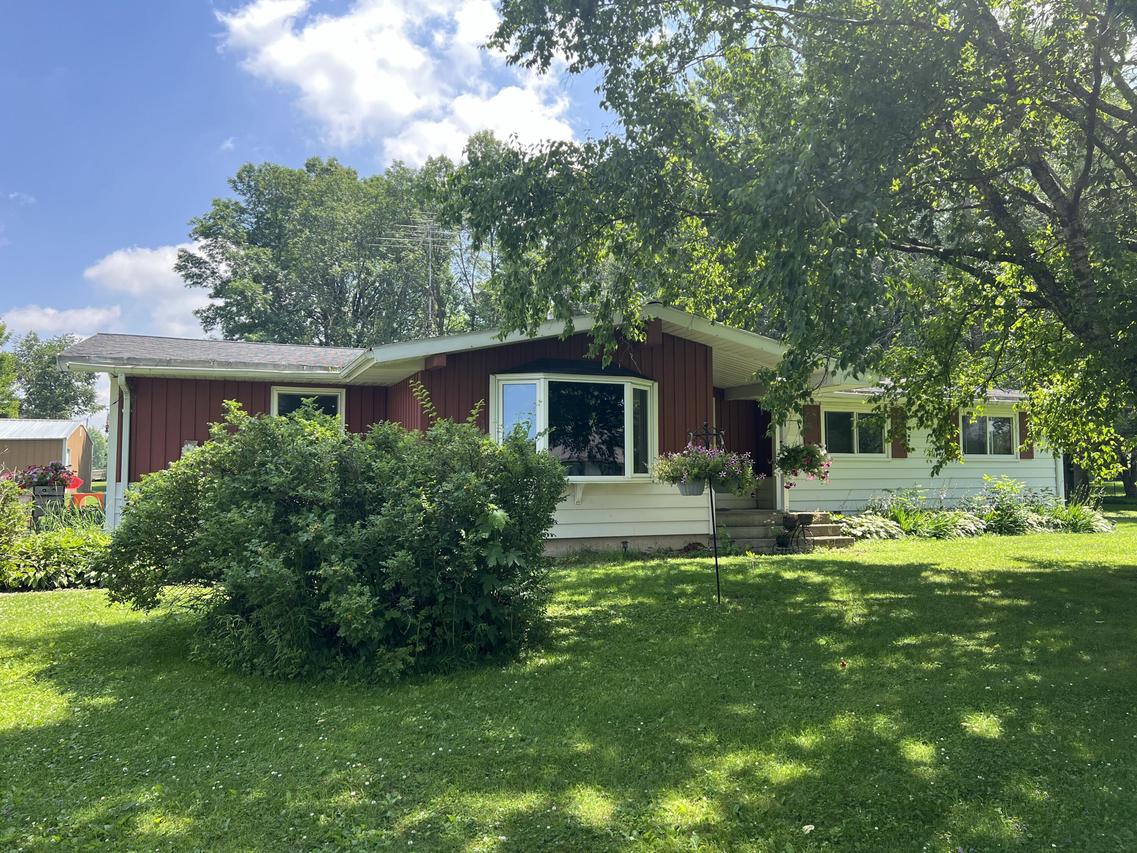 316 Pine St, Withee, WI 54498