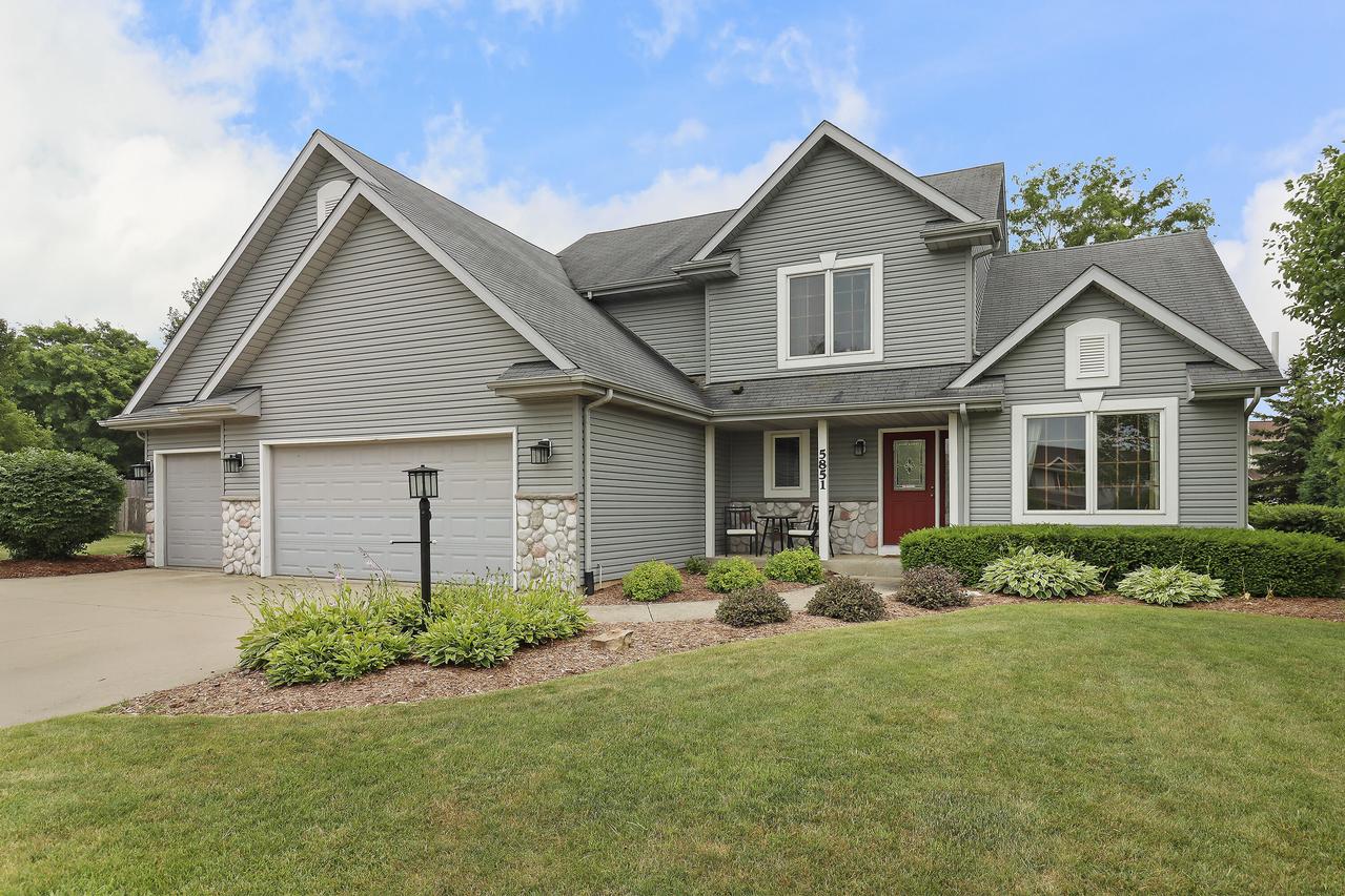 5851 Wynbrook Ct, Mount Pleasant, WI 53406