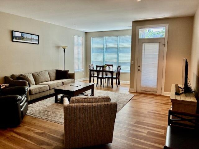 1925 N Water St #208, Milwaukee, WI 53202