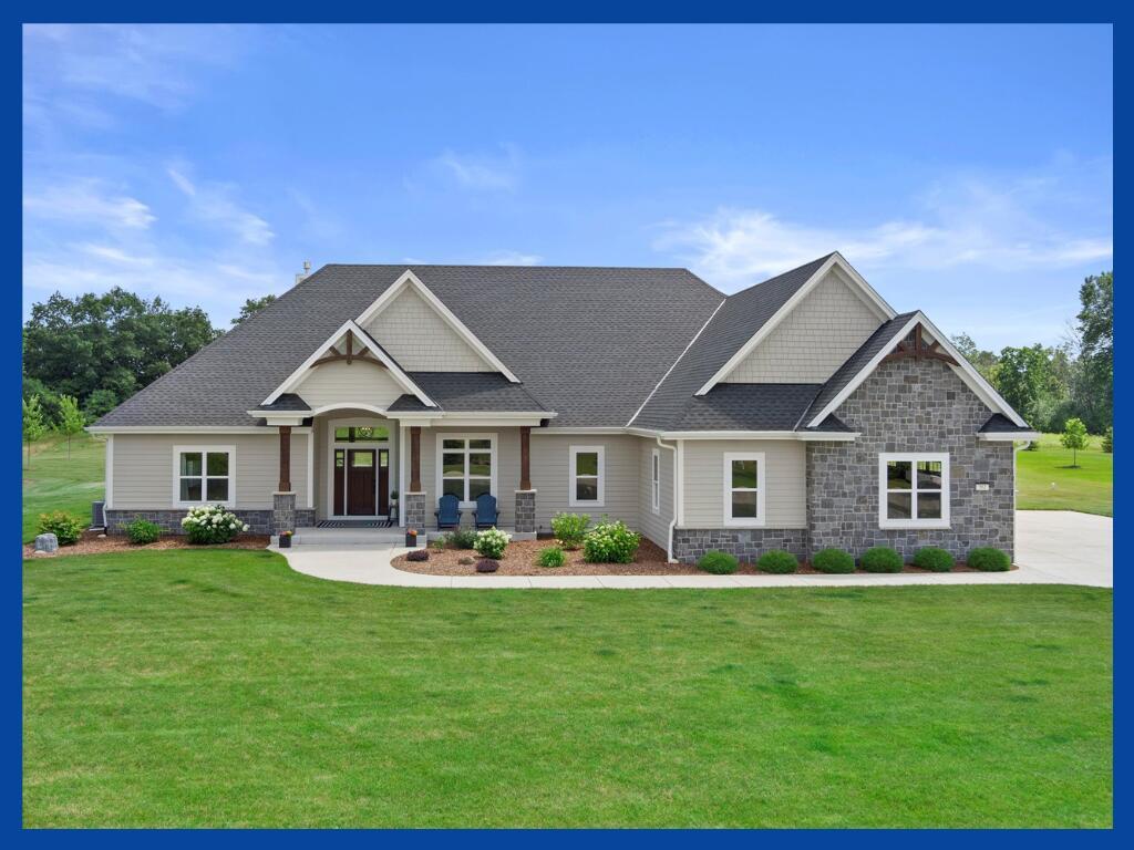 382 Highland Rdg, Richfield, WI 53017