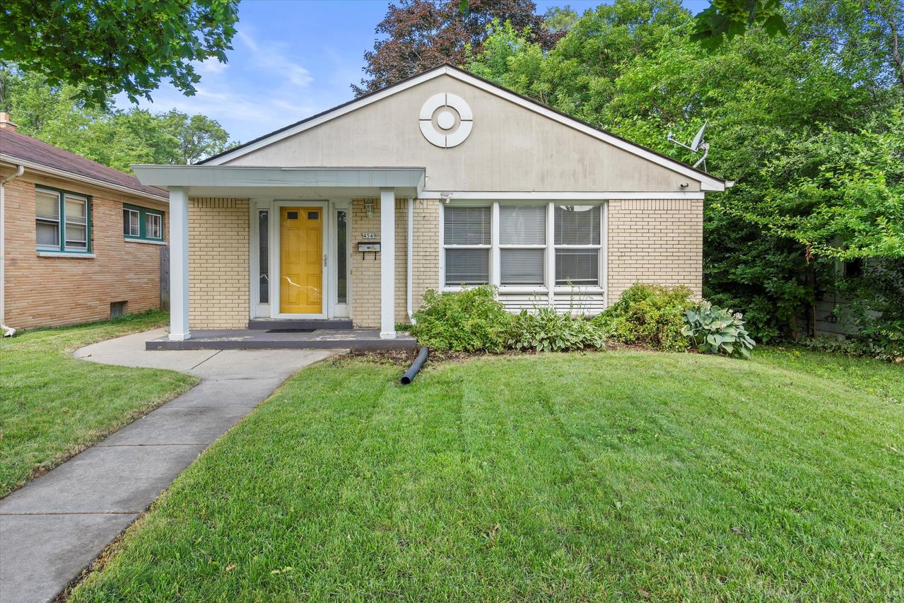 4549 N 58th St, Milwaukee, WI 53218