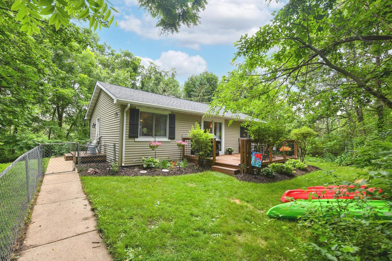 N7556 West Dr, Whitewater, WI 53190