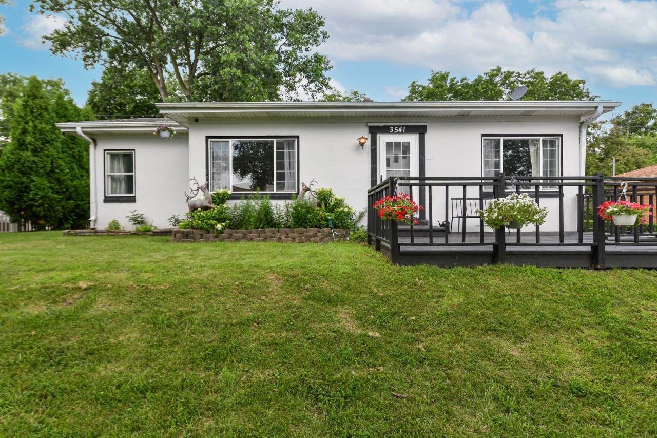 3541 S 5th Pl, Milwaukee, WI 53207
