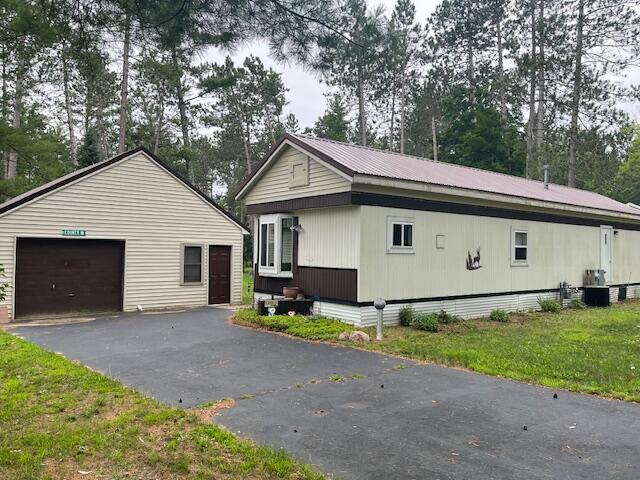15306 County Rd., Riverview, WI 54114