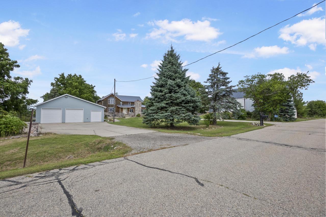 W2056 Church Dr #W2054, Concord, WI 53094
