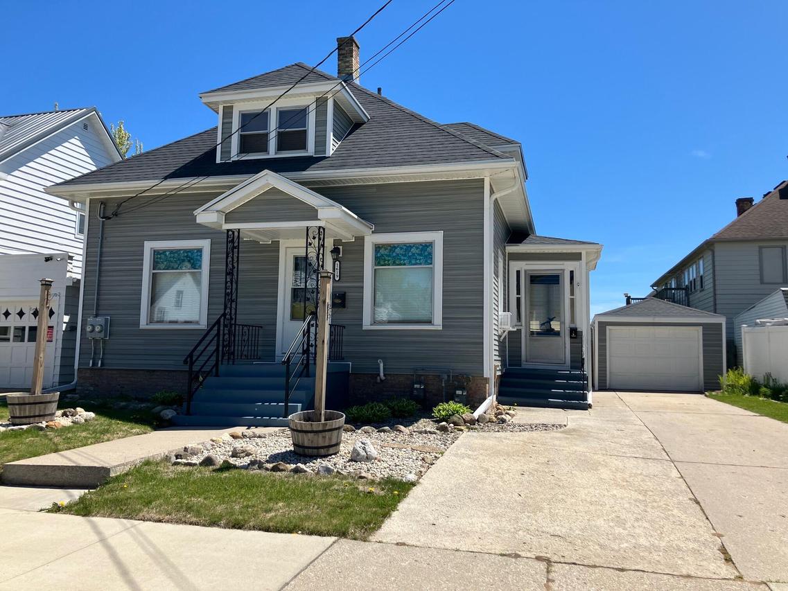1619 24th St, Two Rivers, WI 54241