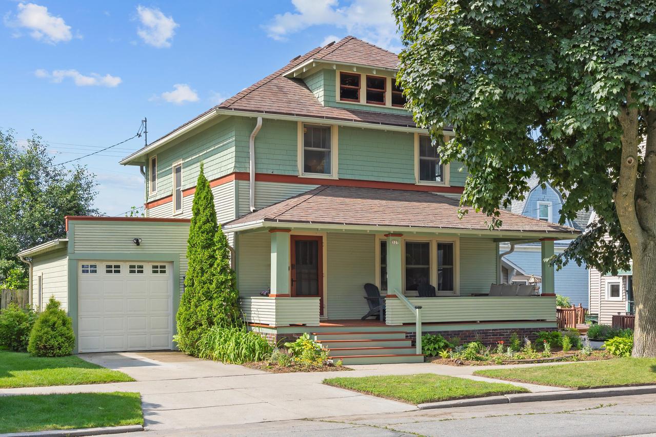 327 Ontario Ave, Sheboygan, WI 53081