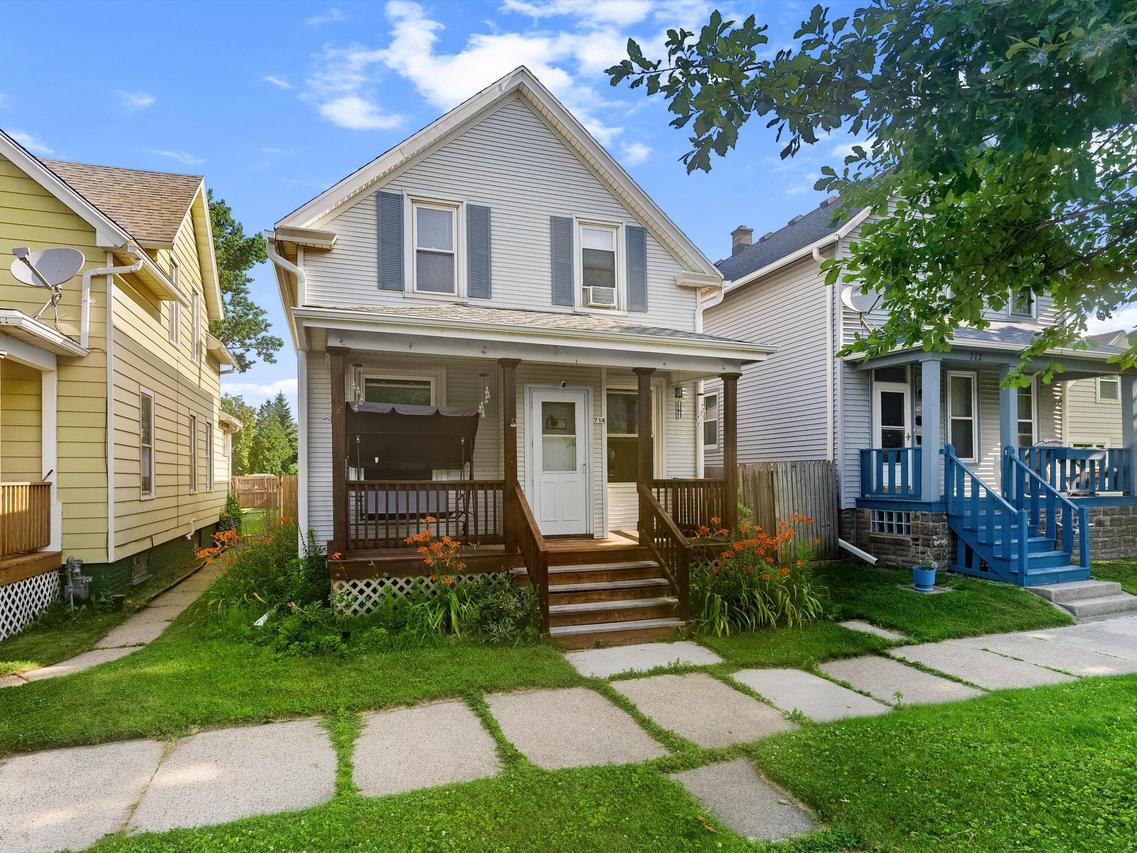 714 Georgia Ave, Sheboygan, WI 53081
