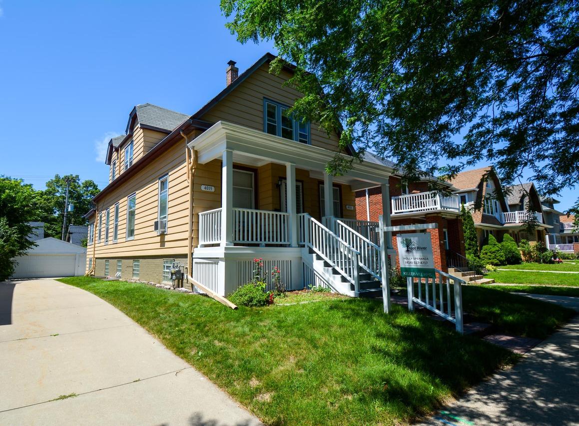 4019 N Stowell Ave #4021, Shorewood, WI 53211