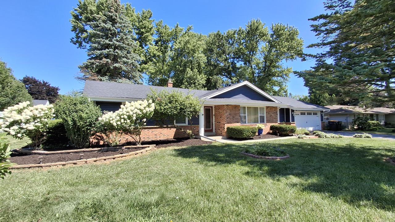 6604 W Glenbrook Rd, Brown Deer, WI 53223
