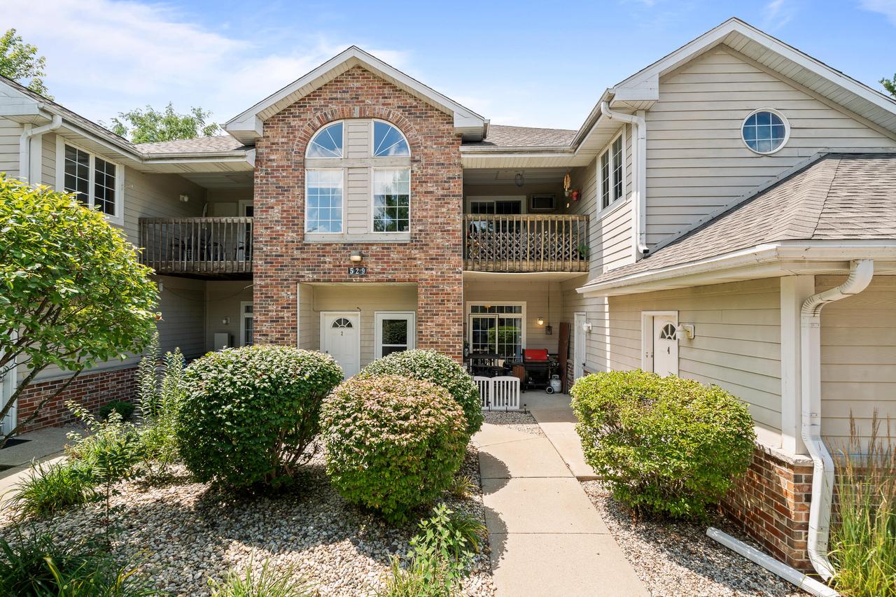 529 Lawson School Rd #3, Delavan, WI 53115
