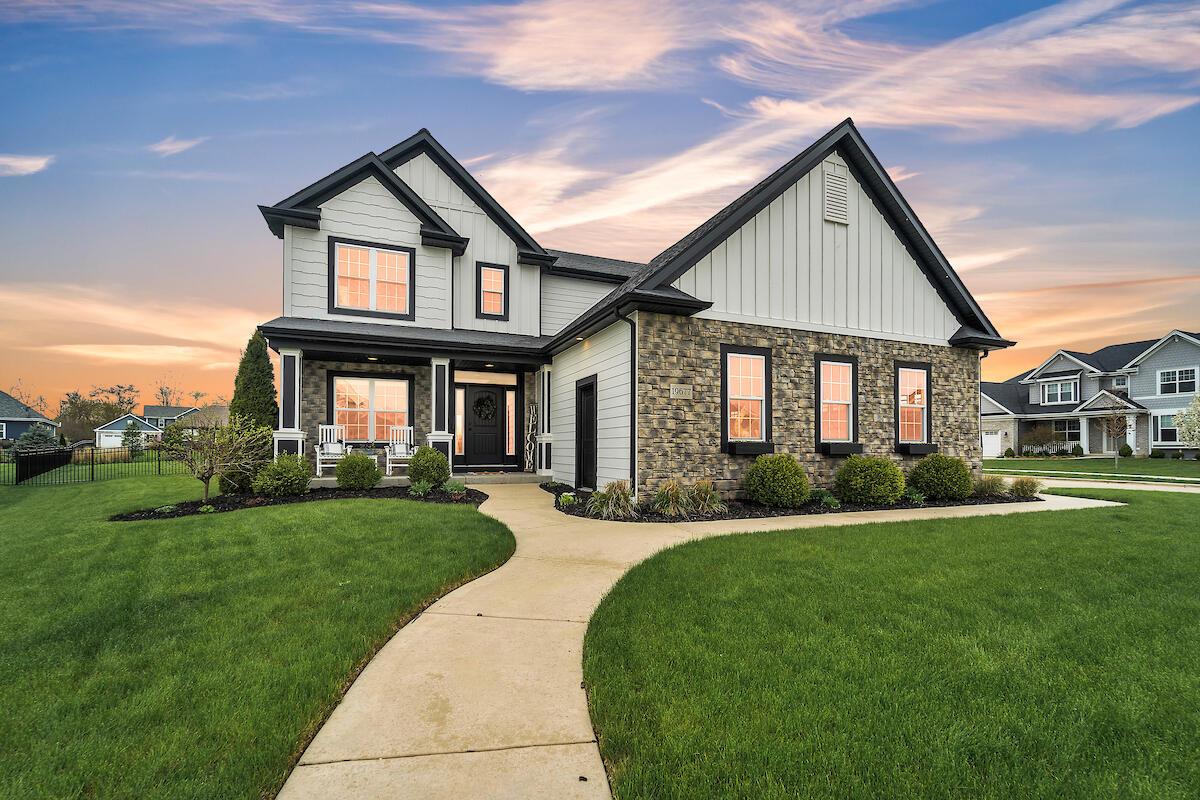 19677 Yorktown Pl, Bristol, WI 53104