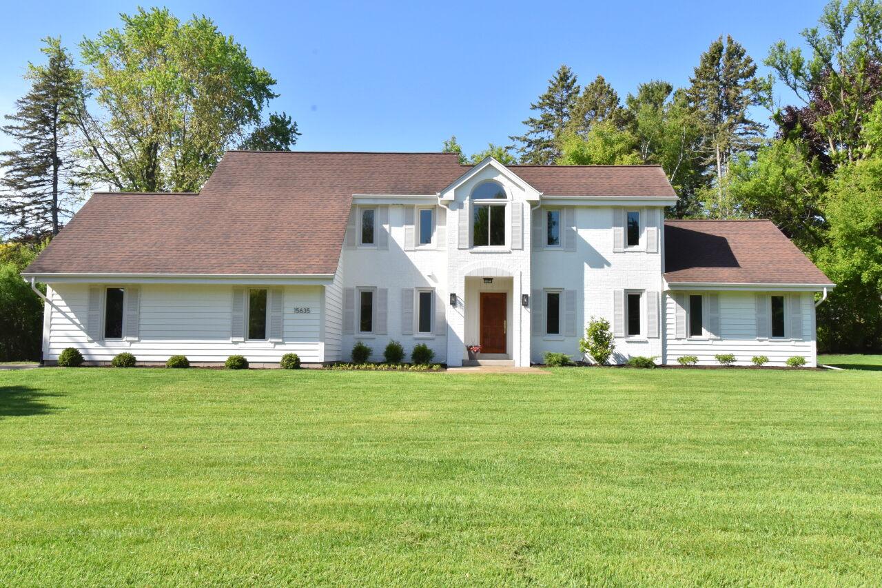 15635 Brojan Dr, Brookfield, WI 53122