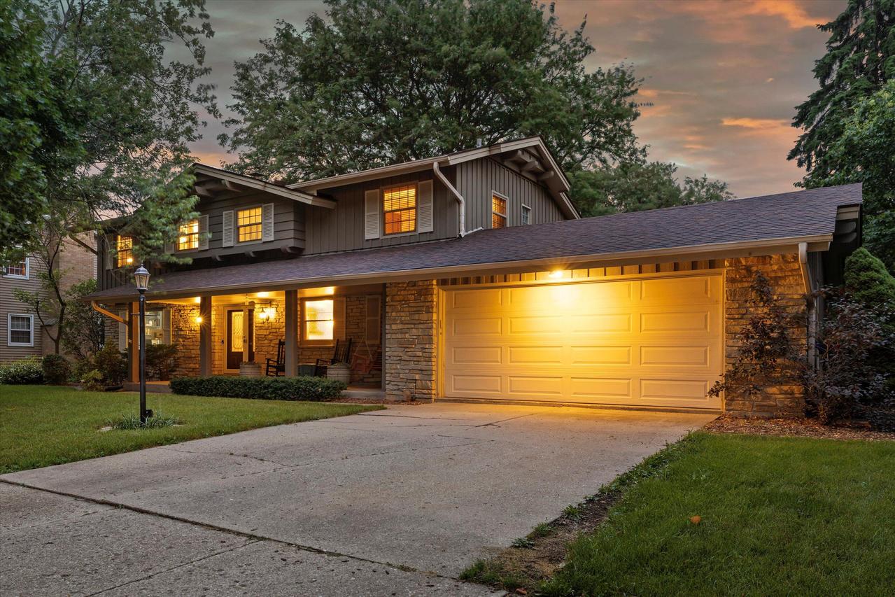 4721 68th St, Kenosha, WI 53142