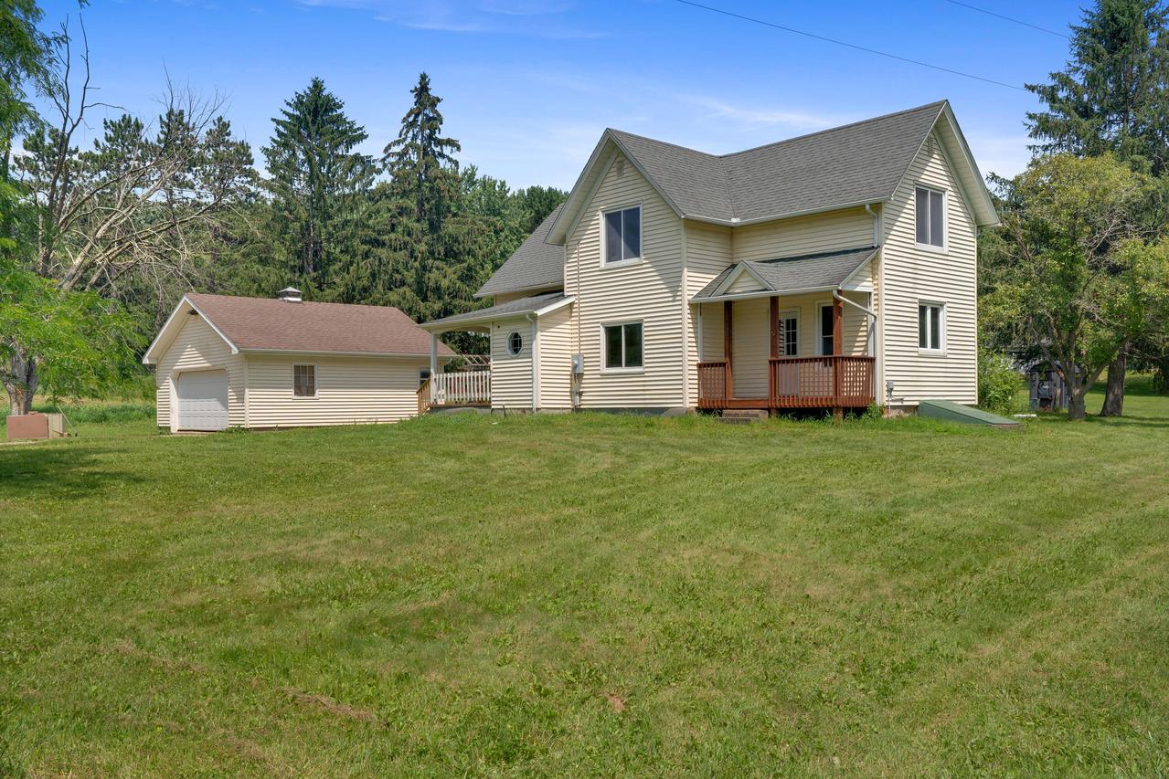 N28508 Bradley Rd, Preston, WI 54616