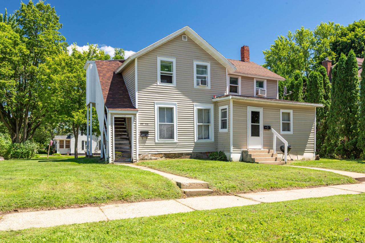 217 N Benton St #217 1/2, Sparta, WI 54656