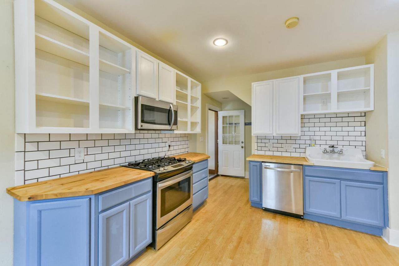 950 Oakland Ave, Waukesha, WI 53186