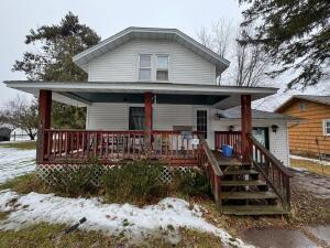 720 8th Ave, Park Falls, WI 54552