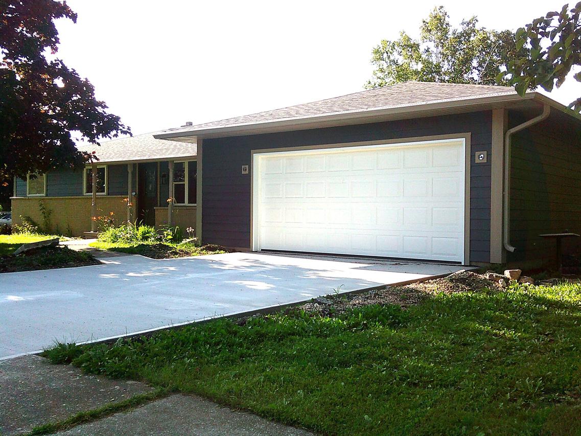 354 Roosevelt St, Valders, WI 54245