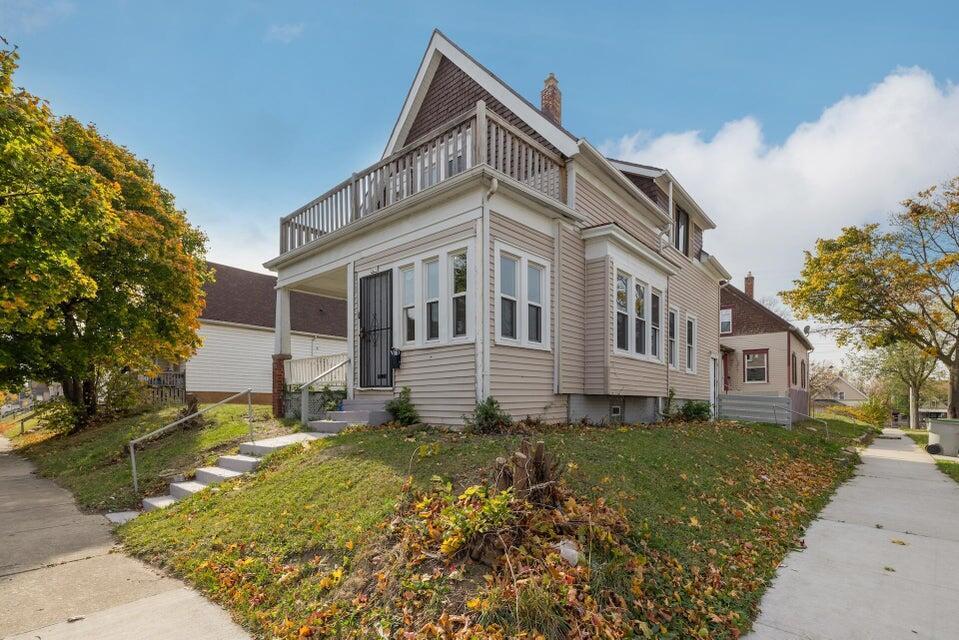3279 N 21st St #3279B, Milwaukee, WI 53206