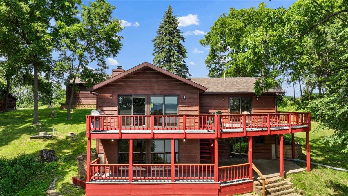 15 Scenic Point, De Soto, WI 54624