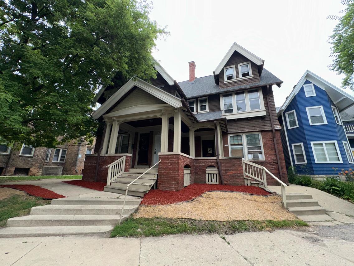 1862 N Cambridge Ave #1864,1866, Milwaukee, WI 53202