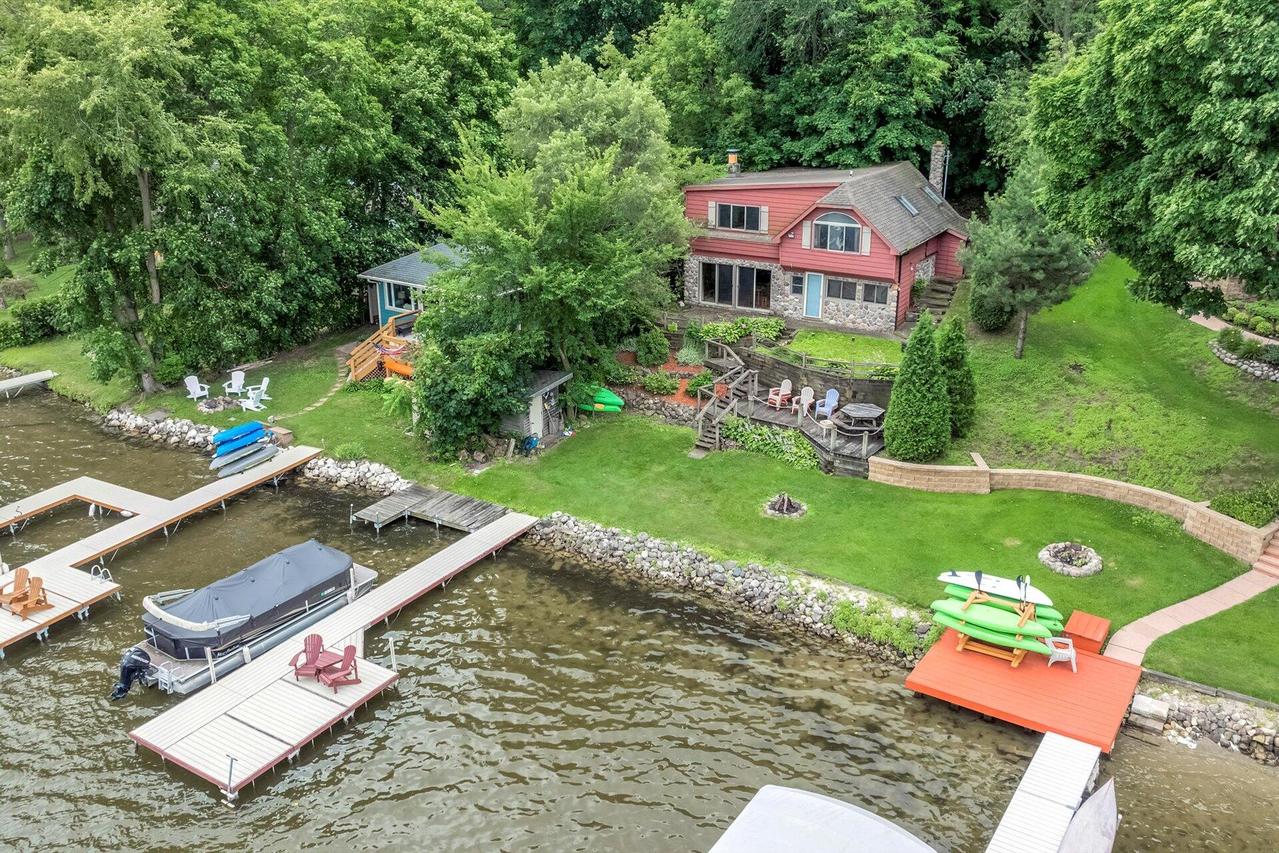 S108W34760 S Shore Dr, Eagle, WI 53149