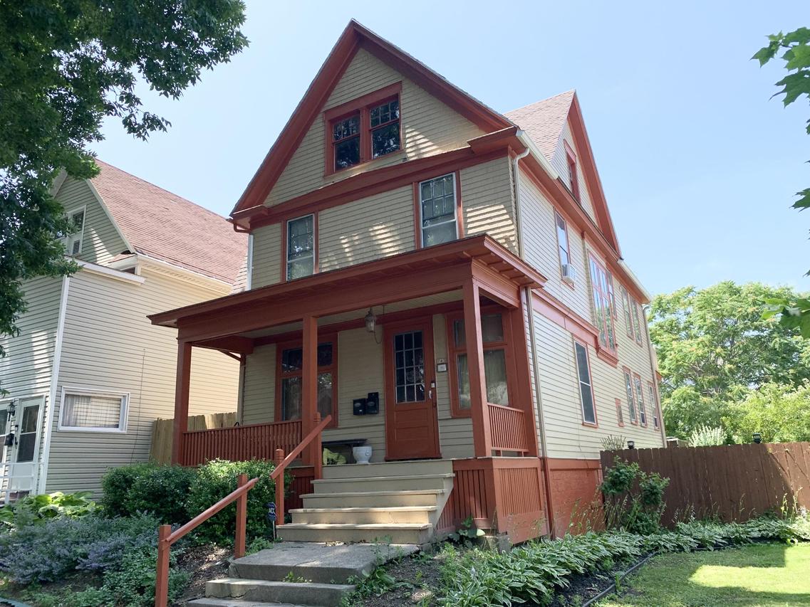 743 S 25th St #743A, Milwaukee, WI 53204