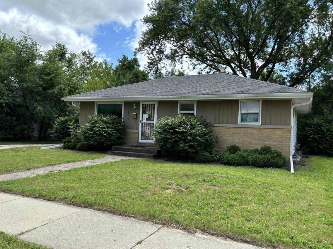 8021 W Mill Rd, Milwaukee, WI 53218