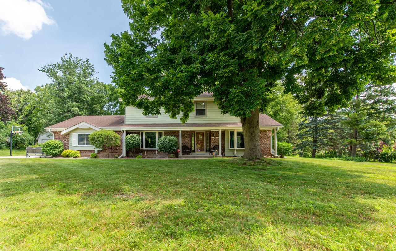 W170S6786 Timber Ct, Muskego, WI 53150