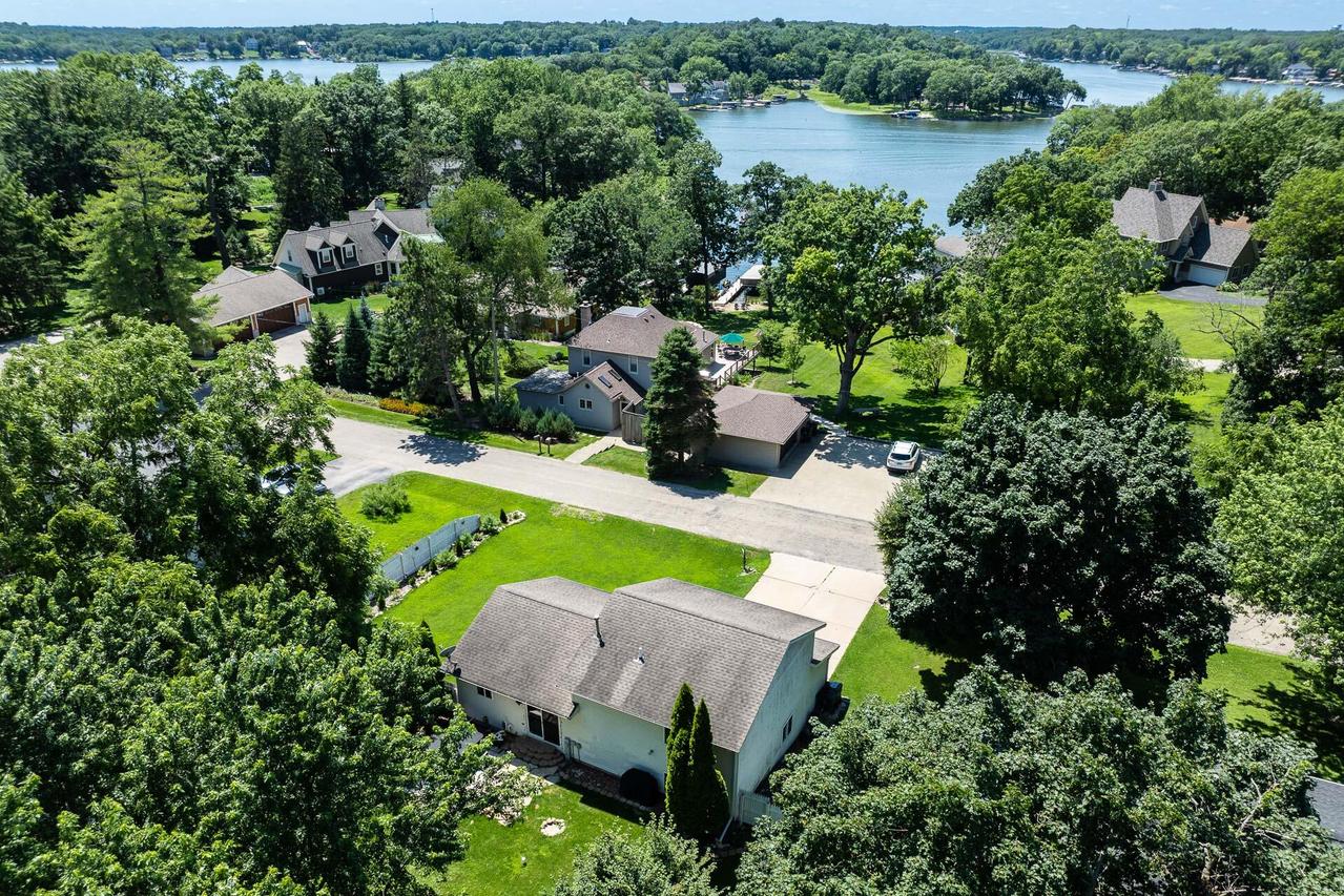 N7686 Rendell Dr, La Grange, WI 53121