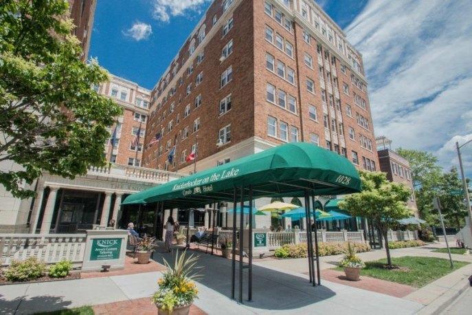 1028 E Juneau Ave #203, Milwaukee, WI 53202