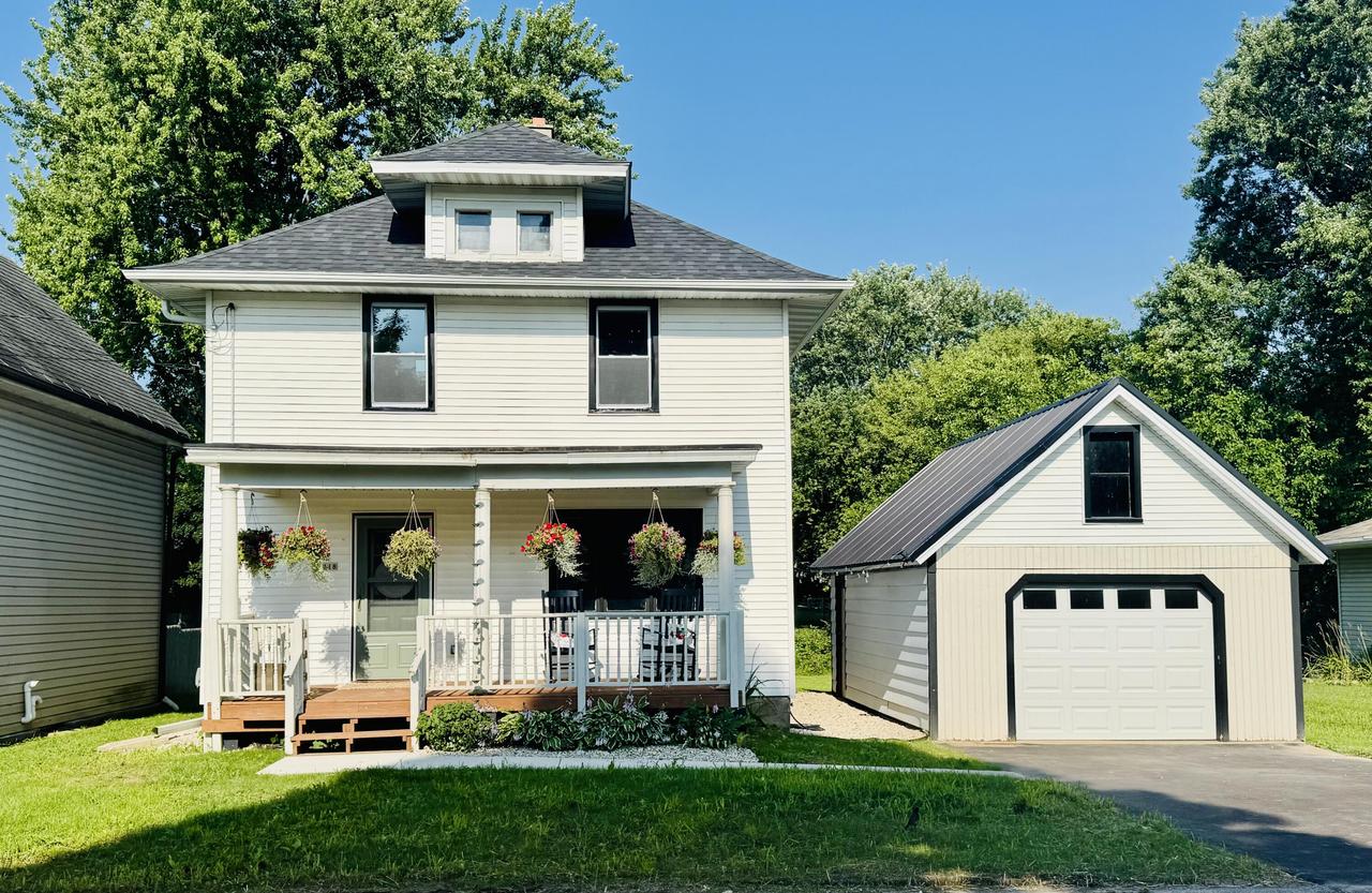 118 Woodlawn St, Neosho, WI 53059