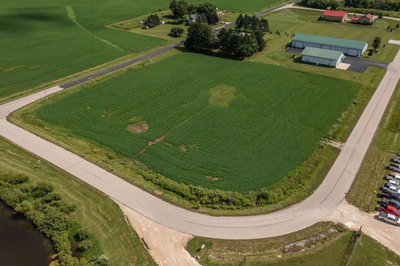 Lt1 Pamperin Way, Wayne, WI 53002