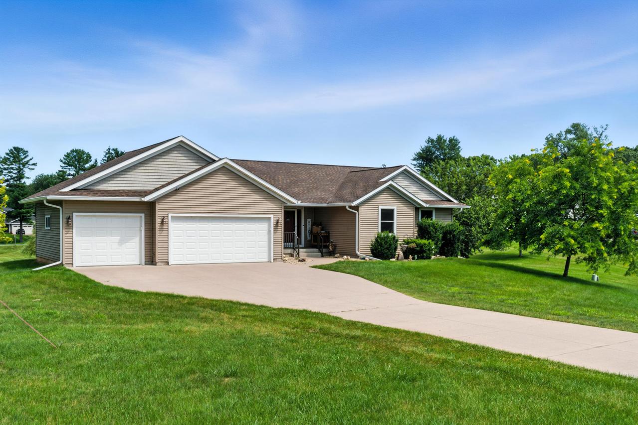 N7296 Eagle Rd, Holland, WI 54636