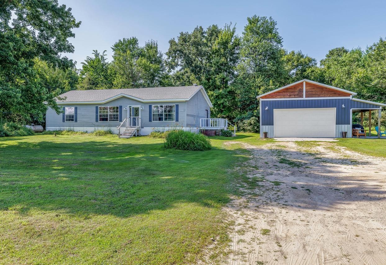 7511 County Highway I -, Lafayette, WI 54656