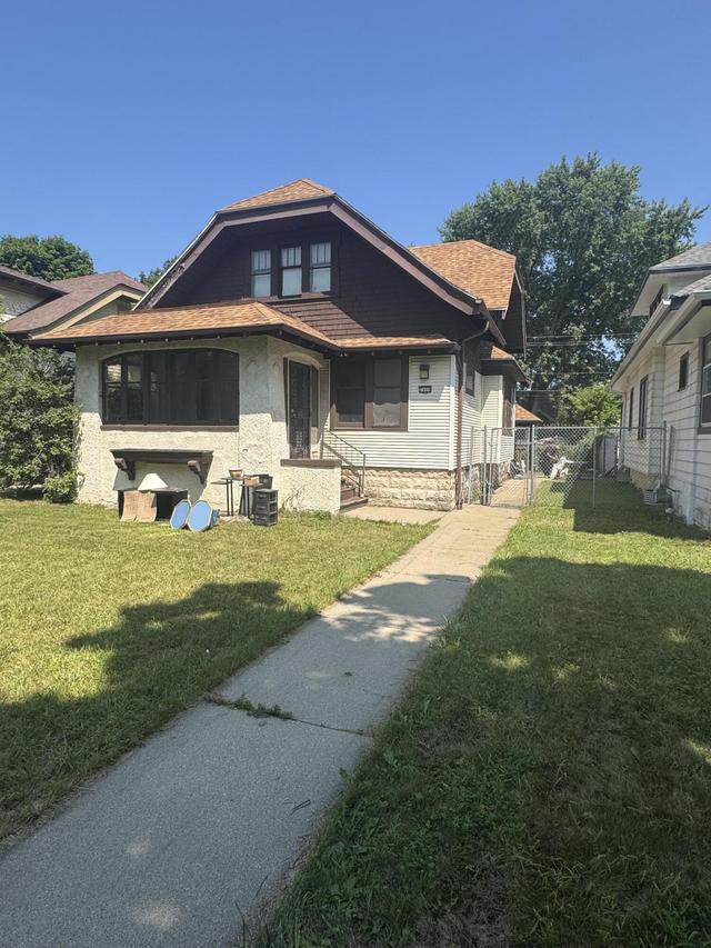 2408 N 47th St, Milwaukee, WI 53210