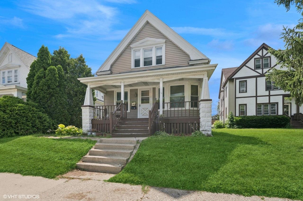 4733 W Beloit Rd #4735, West Milwaukee, WI 53214