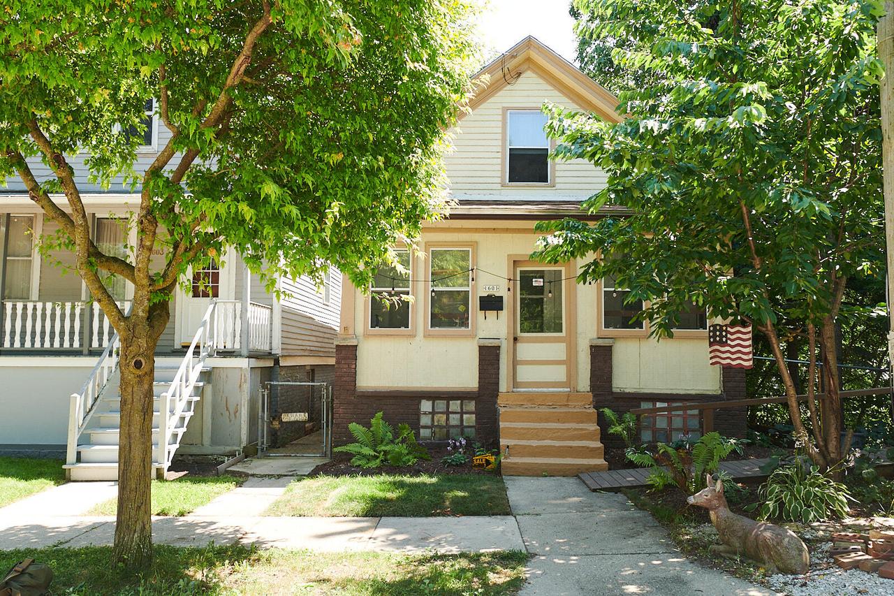1601 E Bradford Ave, Milwaukee, WI 53211