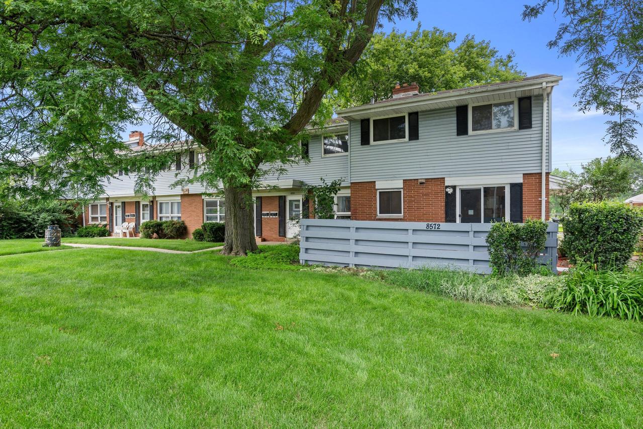 8572 W Villard Ave, Milwaukee, WI 53225