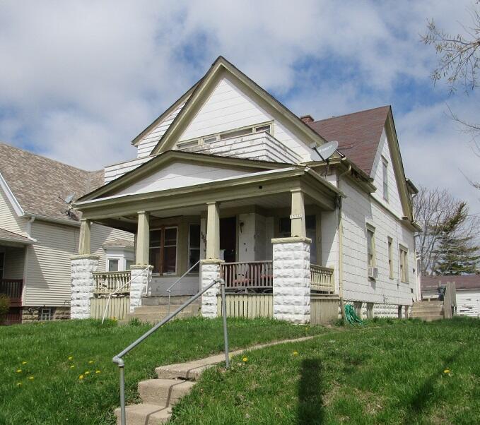 1322 W Concordia Ave, Milwaukee, WI 53206