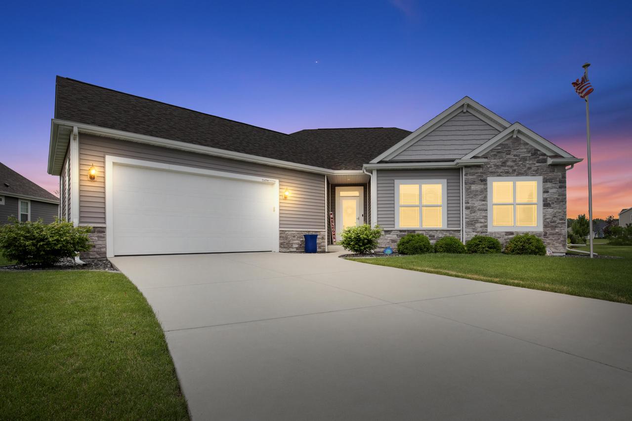 N48W15350 Aster Ct, Menomonee Falls, WI 53051