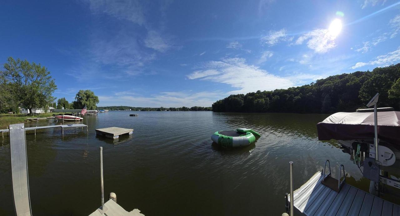 4823 Riverview Dr, Richfield, WI 53033