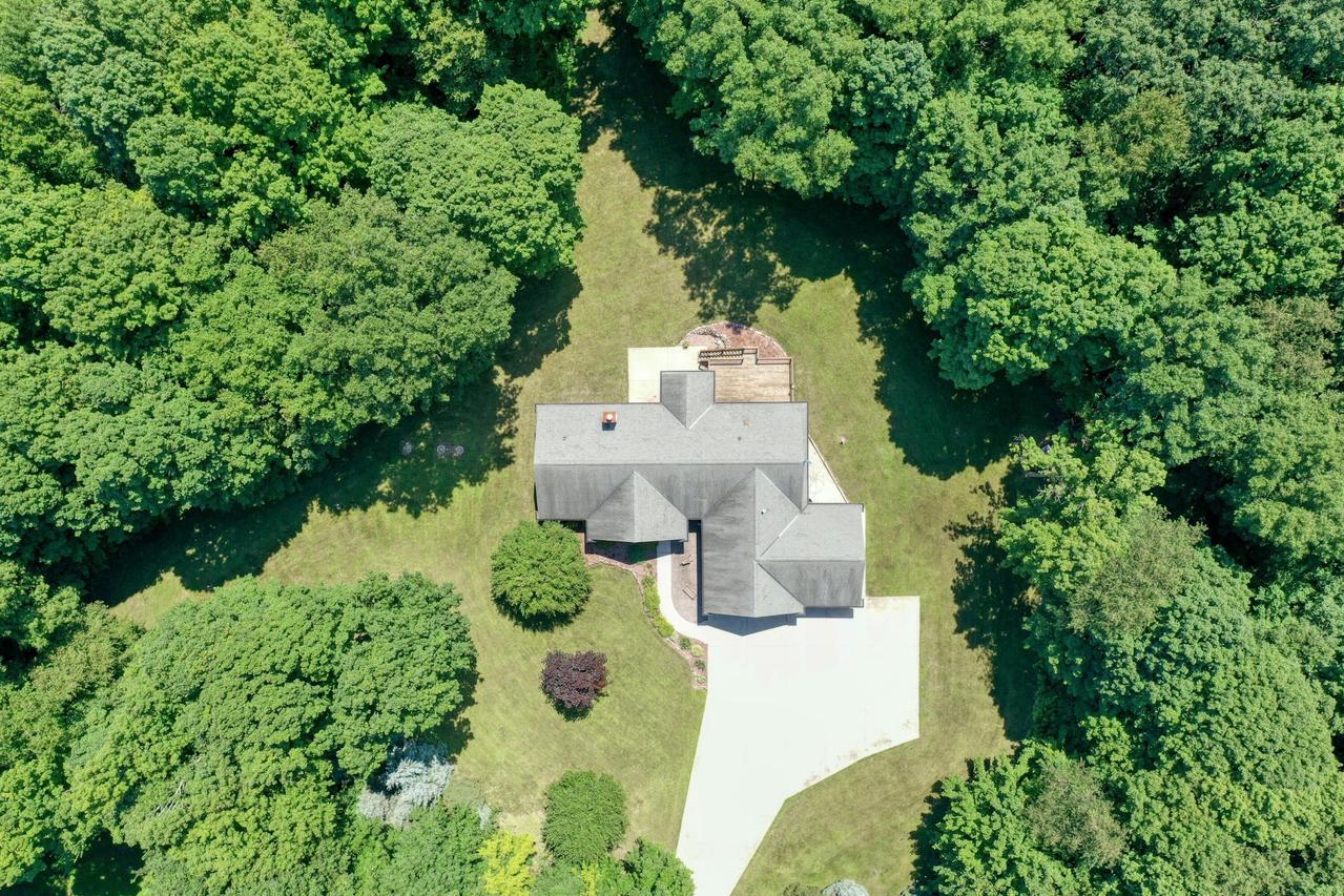 W3121 Oaklawn Rd, Hustisford, WI 53035