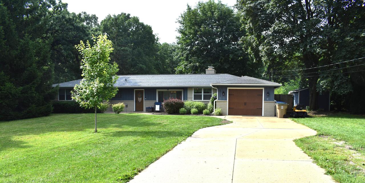 4911 85th St, Pleasant Prairie, WI 53142