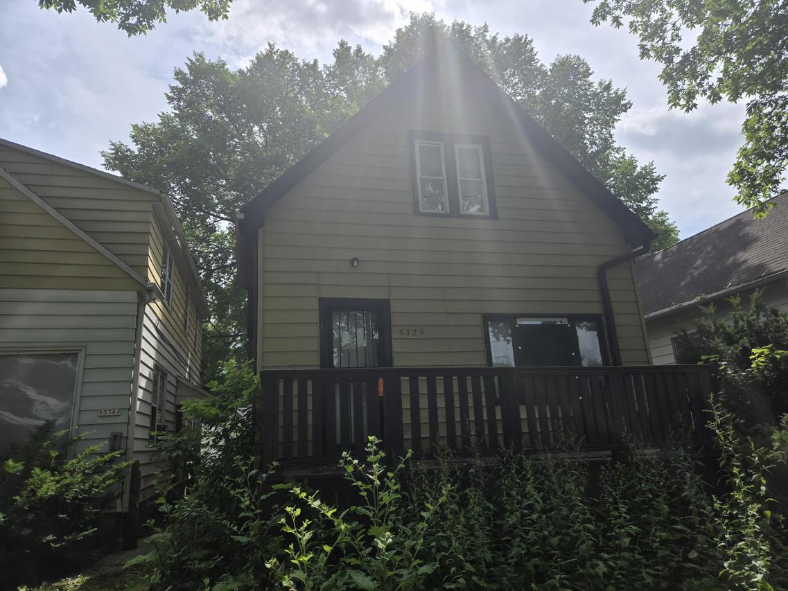 5326 N 38th St, Milwaukee, WI 53209