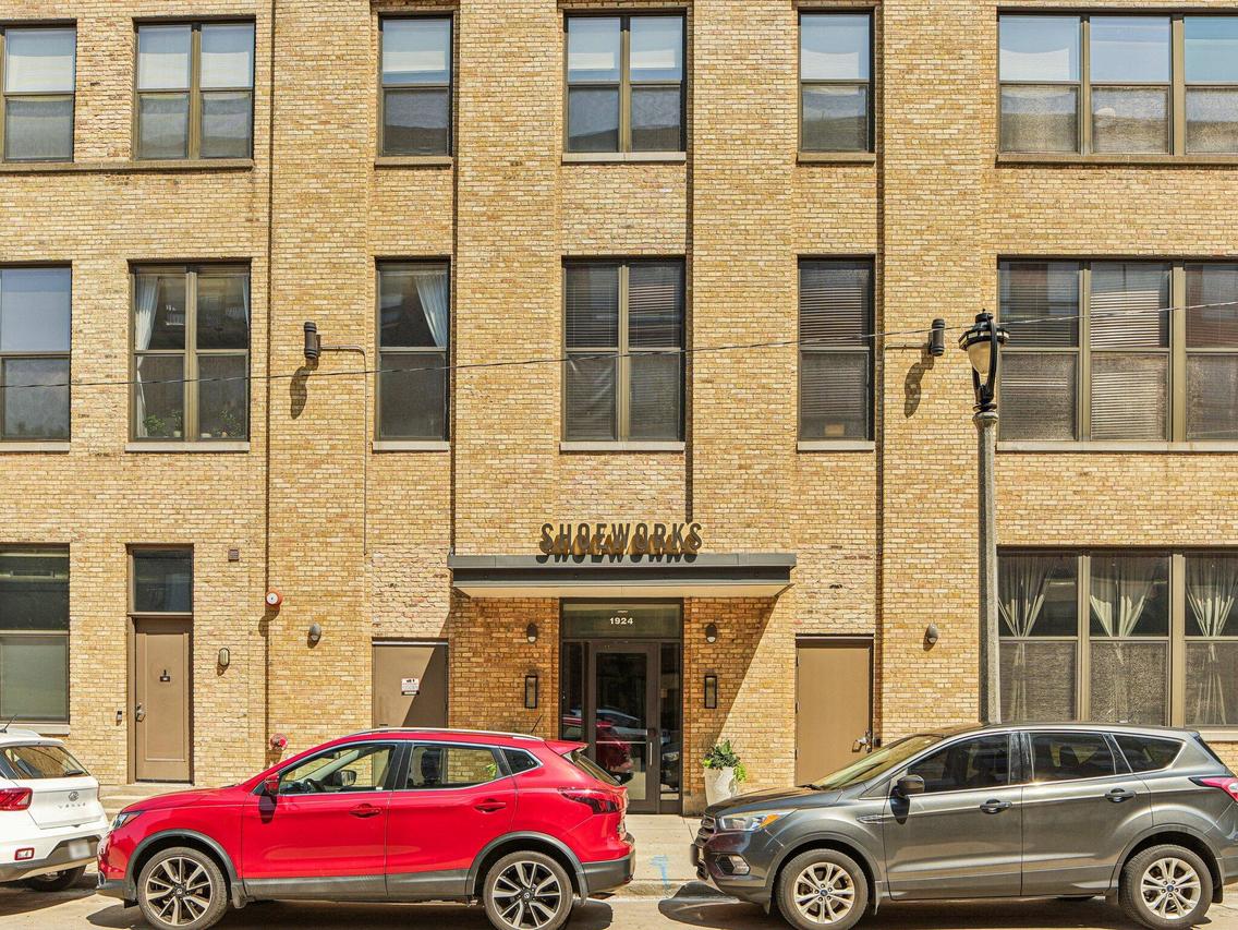 1924 N Hubbard St #314, Milwaukee, WI 53212